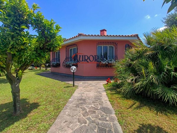 casa indipendente in vendita a San Felice Circeo