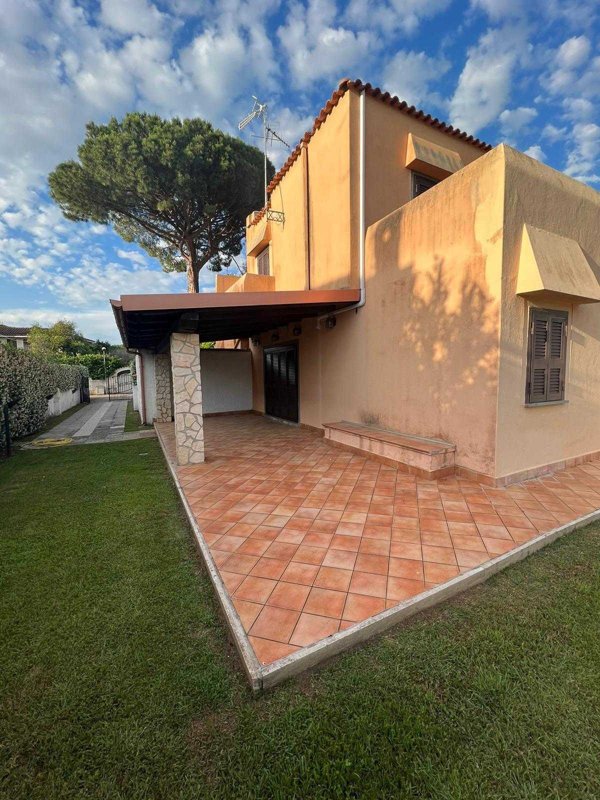 casa indipendente in vendita a San Felice Circeo