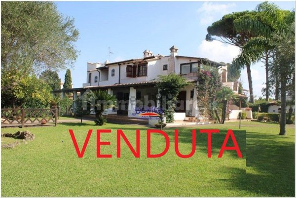 casa indipendente in vendita a San Felice Circeo