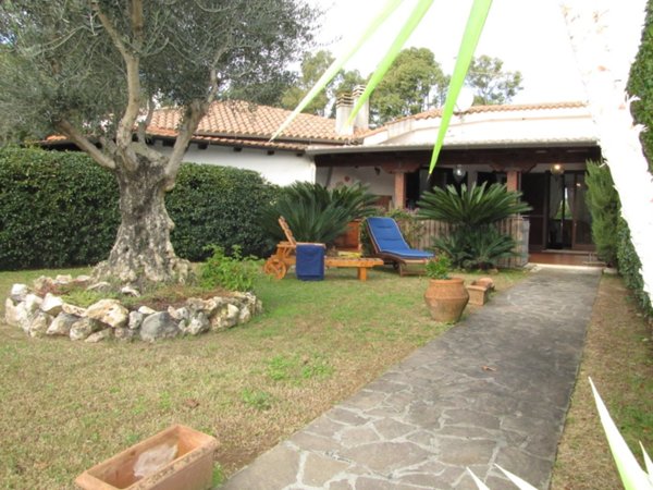 casa indipendente in vendita a San Felice Circeo in zona Torre Olevola