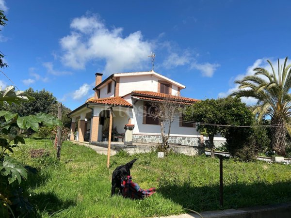 casa indipendente in vendita a San Felice Circeo