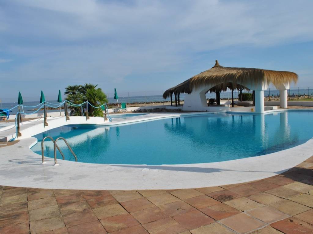 casa indipendente in vendita a San Felice Circeo in zona Torre Olevola