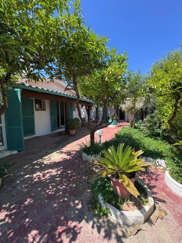 casa indipendente in vendita a San Felice Circeo