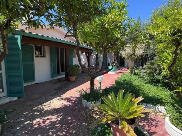 casa indipendente in vendita a San Felice Circeo