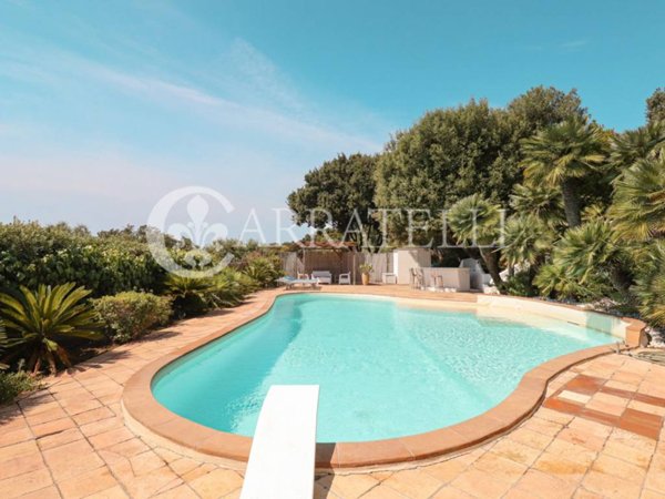 casa indipendente in vendita a San Felice Circeo in zona Punta Rossa