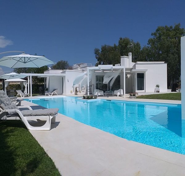 casa indipendente in vendita a San Felice Circeo