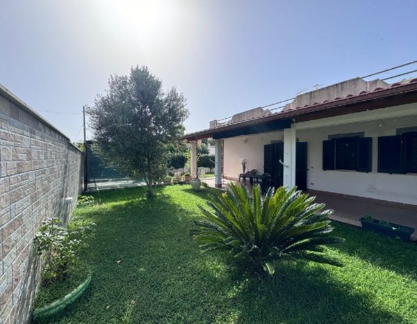 casa indipendente in vendita a San Felice Circeo