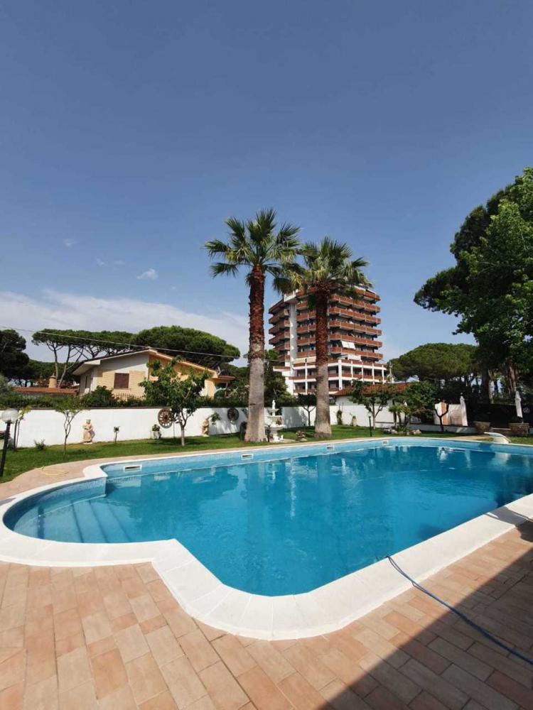 casa indipendente in vendita a San Felice Circeo
