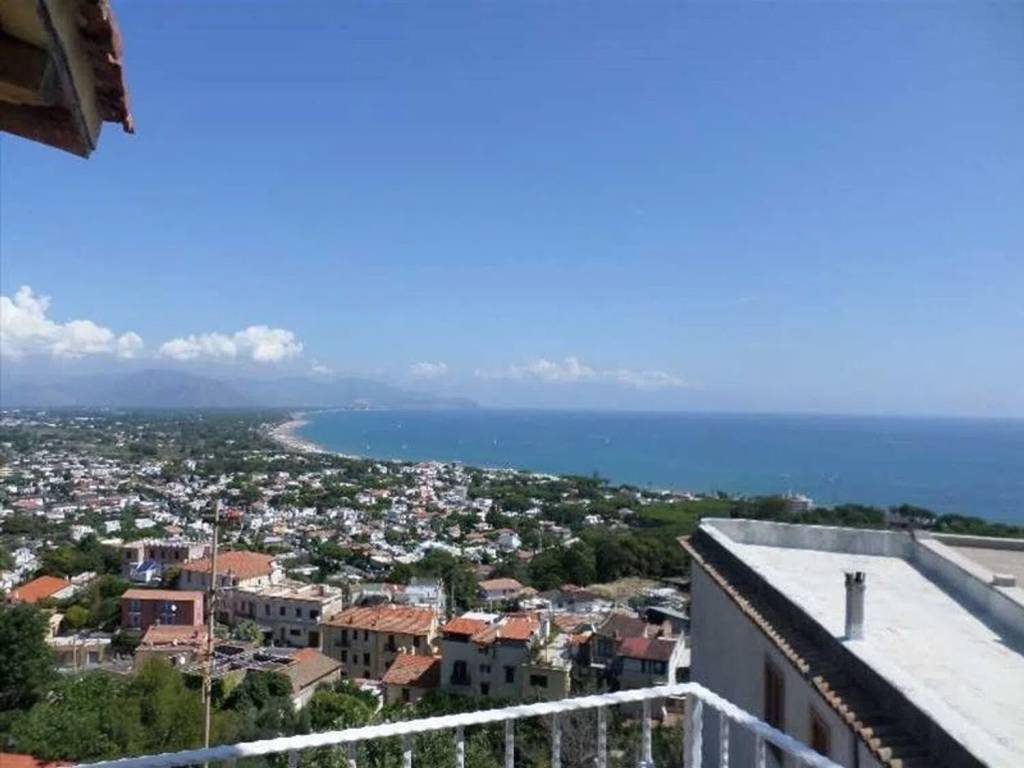 appartamento in vendita a San Felice Circeo