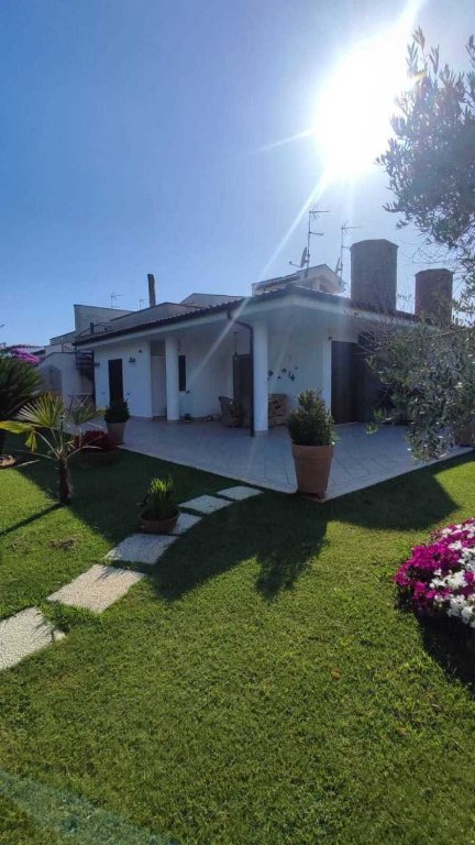 casa indipendente in vendita a San Felice Circeo