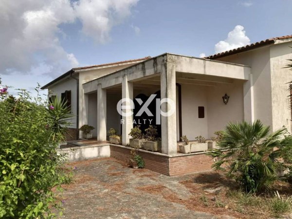 casa indipendente in vendita a San Felice Circeo