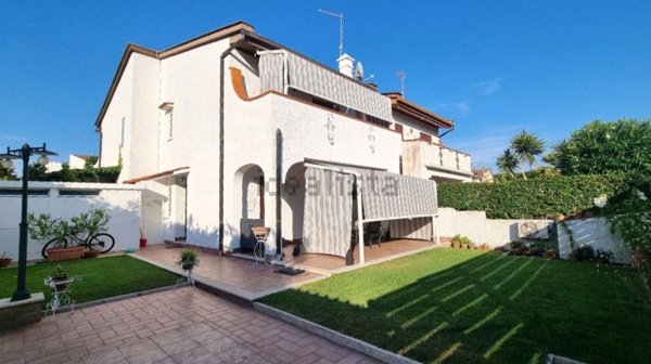 casa indipendente in vendita a San Felice Circeo