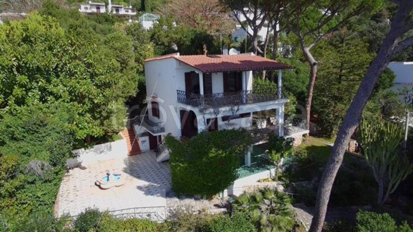 casa indipendente in vendita a San Felice Circeo