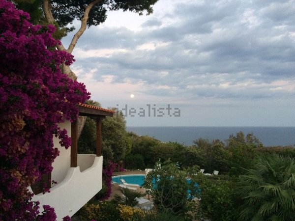 casa indipendente in vendita a San Felice Circeo in zona Punta Rossa