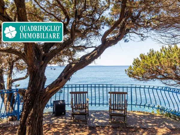 casa indipendente in vendita a San Felice Circeo in zona Punta Rossa