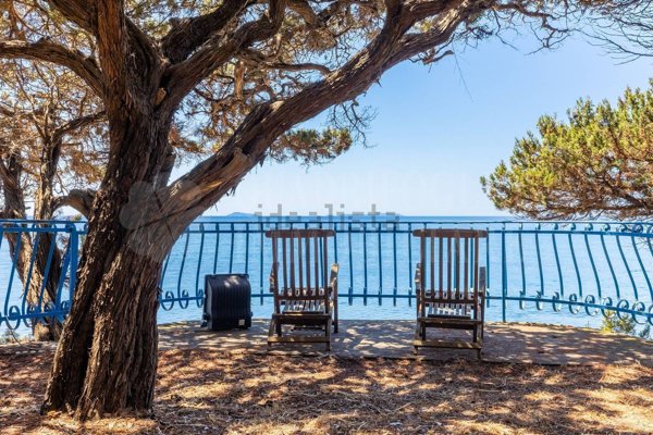 casa indipendente in vendita a San Felice Circeo in zona Punta Rossa