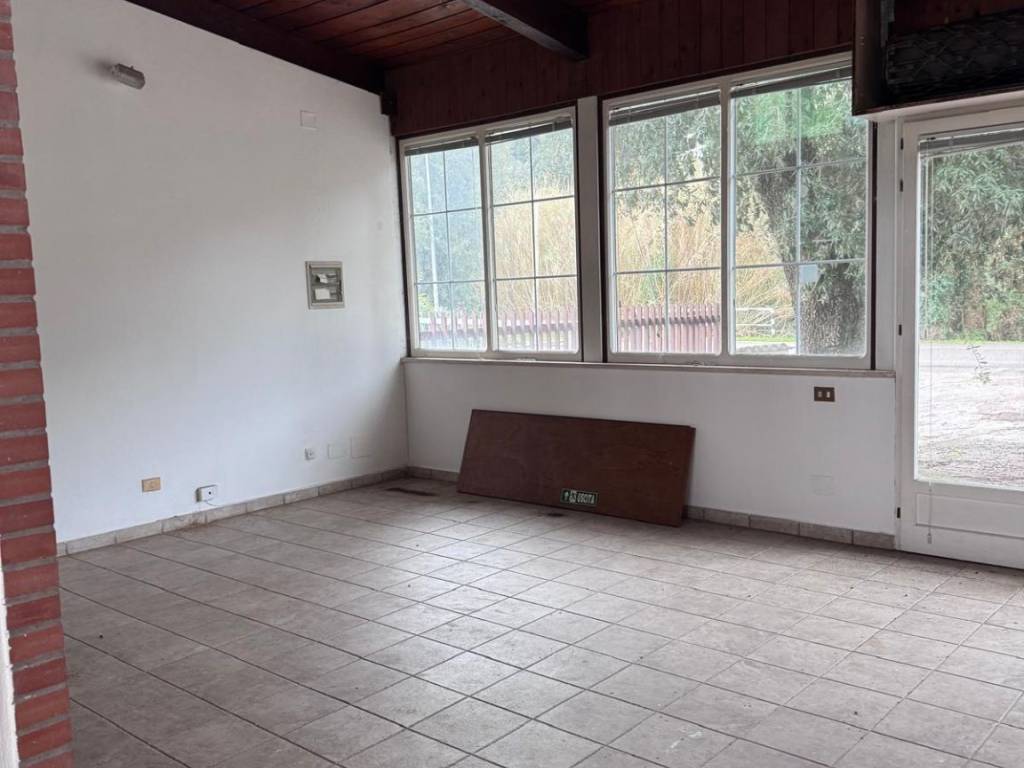negozio in vendita a San Felice Circeo