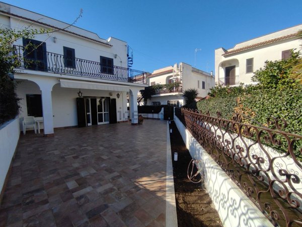 casa indipendente in vendita a San Felice Circeo