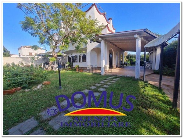 casa indipendente in vendita a San Felice Circeo in zona Torre Olevola