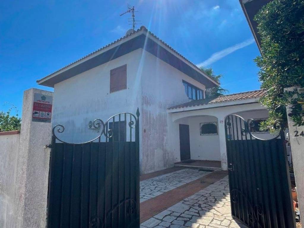 casa indipendente in vendita a San Felice Circeo