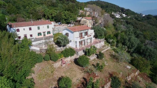 casa indipendente in vendita a San Felice Circeo