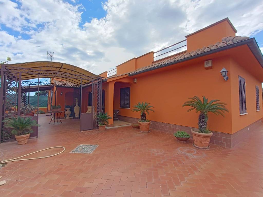 casa indipendente in vendita a San Felice Circeo