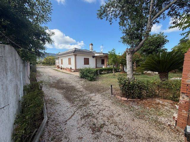 casa indipendente in vendita a San Felice Circeo in zona Vigne di Circe