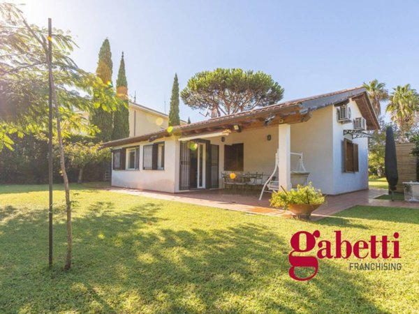 casa indipendente in vendita a San Felice Circeo in zona Torre Olevola