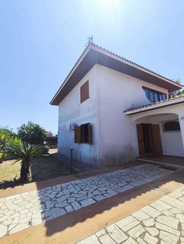 casa indipendente in vendita a San Felice Circeo