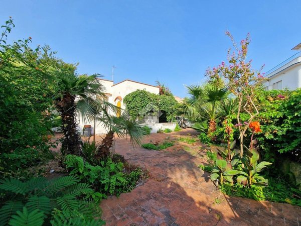 casa indipendente in vendita a San Felice Circeo