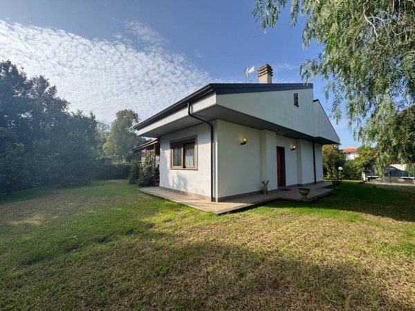 casa indipendente in vendita a San Felice Circeo