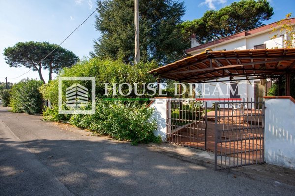 quadrivano in vendita a San Felice Circeo