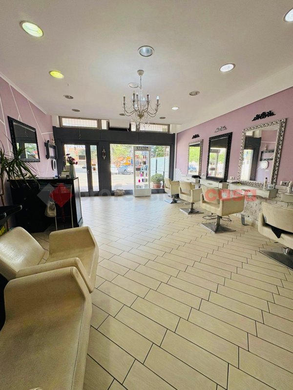 negozio in vendita a San Felice Circeo