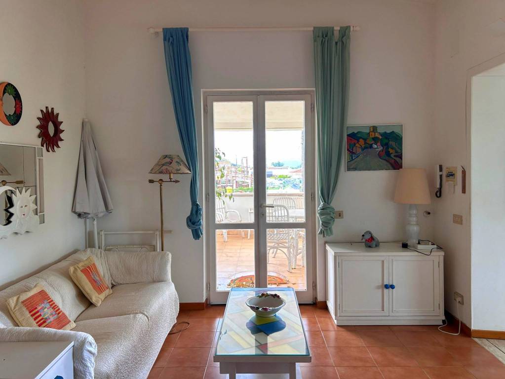 casa indipendente in vendita a San Felice Circeo