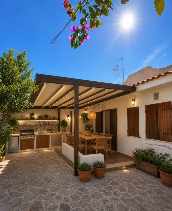 casa indipendente in vendita a San Felice Circeo
