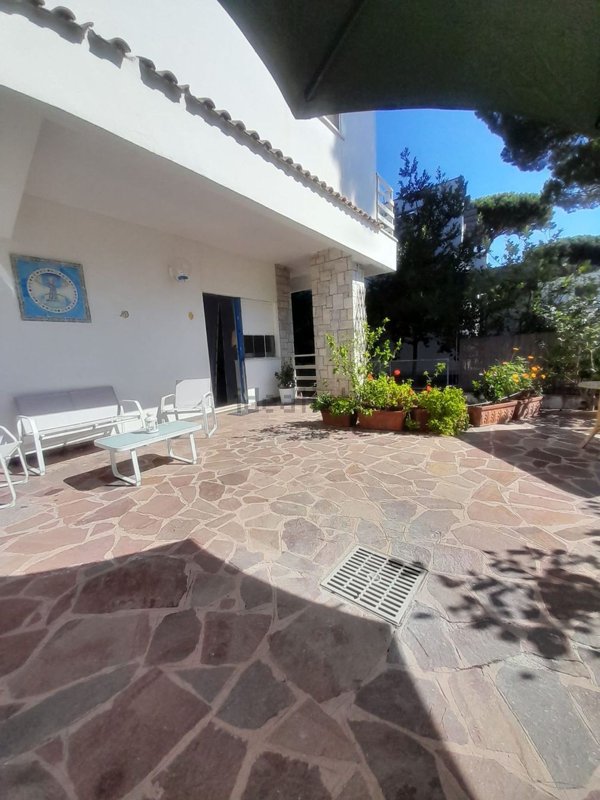 pentavano in vendita a San Felice Circeo