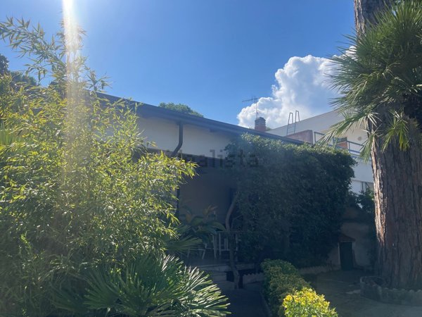 casa indipendente in vendita a San Felice Circeo