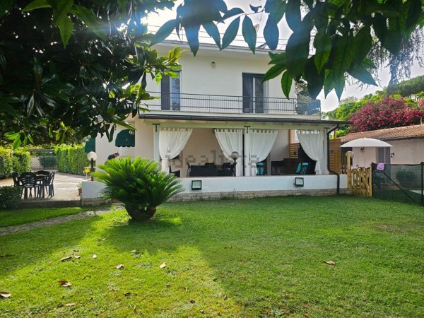 casa indipendente in vendita a San Felice Circeo