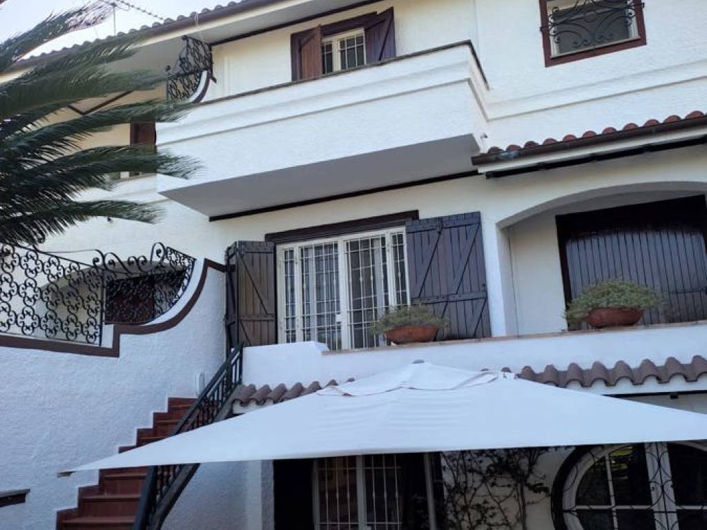 casa indipendente in vendita a San Felice Circeo