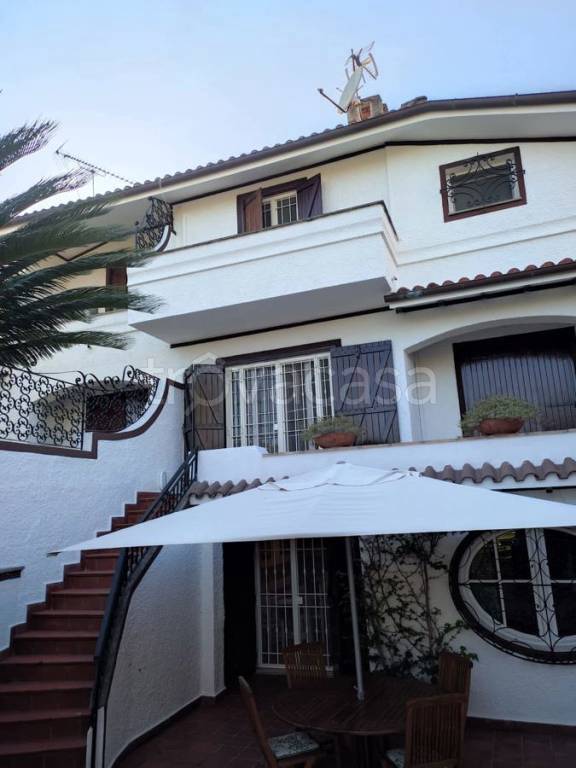 casa indipendente in vendita a San Felice Circeo