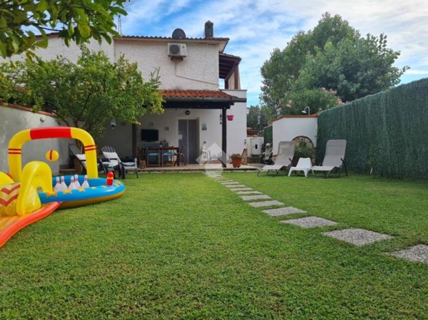 casa indipendente in vendita a San Felice Circeo