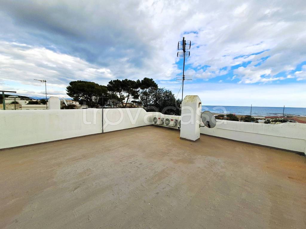 casa indipendente in vendita a San Felice Circeo