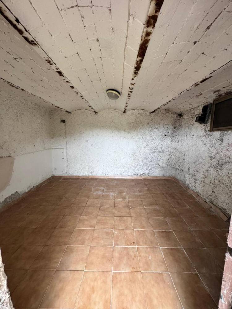 locale di sgombero in vendita a San Felice Circeo