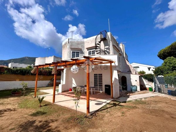 casa indipendente in vendita a San Felice Circeo