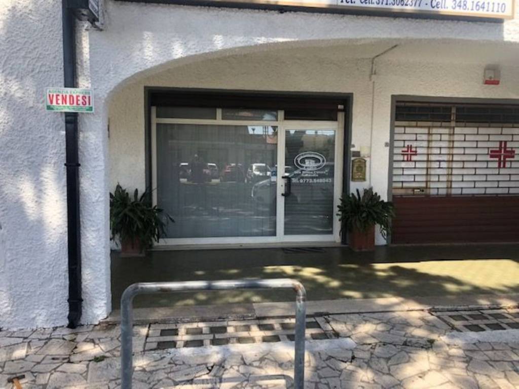 negozio in vendita a San Felice Circeo