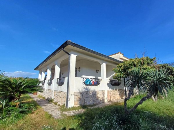 casa indipendente in vendita a San Felice Circeo