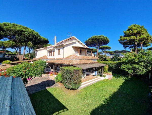 casa indipendente in vendita a San Felice Circeo