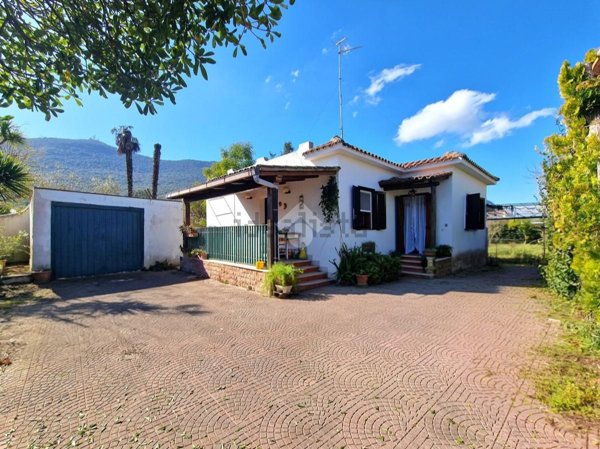 casa indipendente in vendita a San Felice Circeo