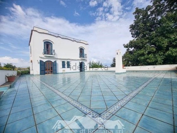 casa indipendente in vendita a San Felice Circeo