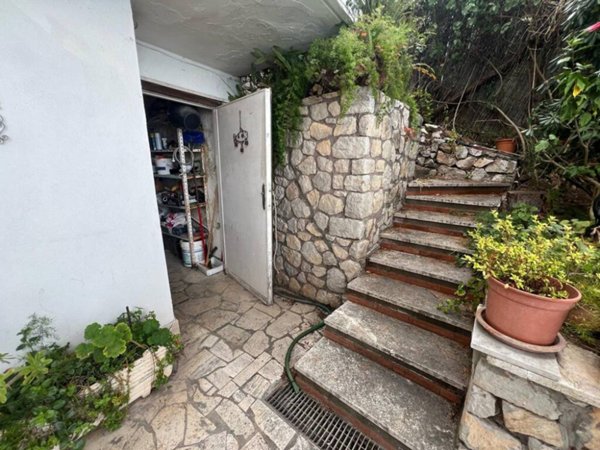 casa indipendente in vendita a San Felice Circeo in zona Punta Rossa